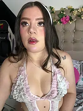 Jullieetta online show from July 14, 12:32 pm