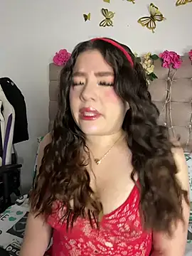 Jullieetta online show from July 17, 12:20 pm
