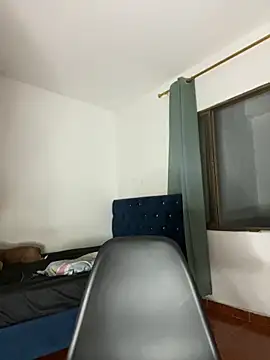 CurlyGirl 1 online show from November 4, 2:16 am