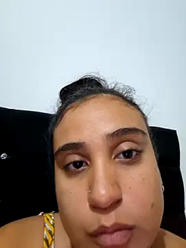 lanaxnax online show from April 19, 12:21 am