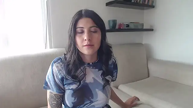BubbleGumm  online show from May 16, 8:52 pm
