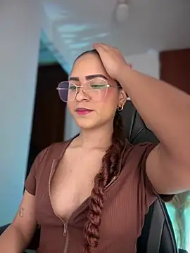 gretta kler1 online show from March 14, 12:11 am