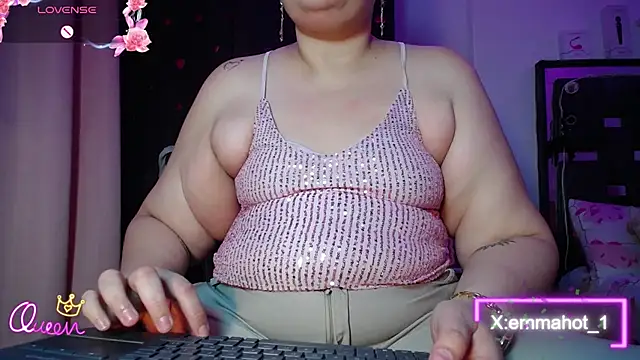 emma hoot1 online show from March 8, 1:35 am