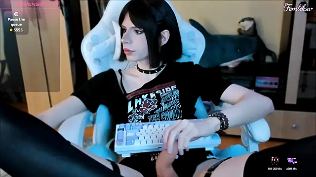 FemAlexa  online show from April 24, 7:49 pm