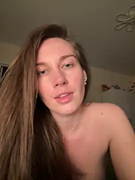 JasminJames online show from April 19, 8:22 pm