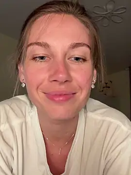 JasminJames online show from September 29, 9:31 pm