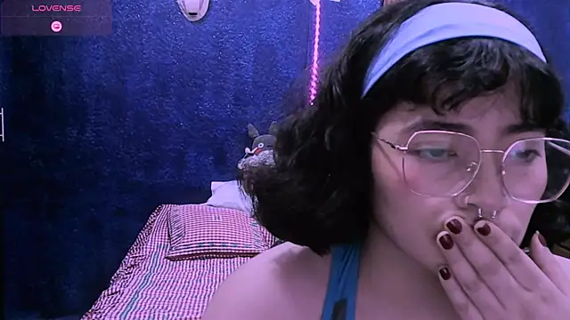 NinaYellow online show from January 6, 10:02 pm