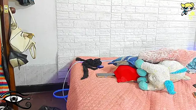 Snapshot of Thalia_sweetlust chatting on September 28, 8:47 pm Thalia sweetlust online show from September 28, 8:47 pm