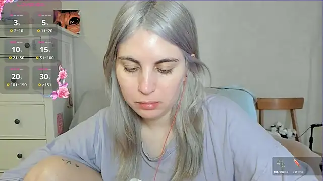 pawpaws online show from April 6, 8:59 am