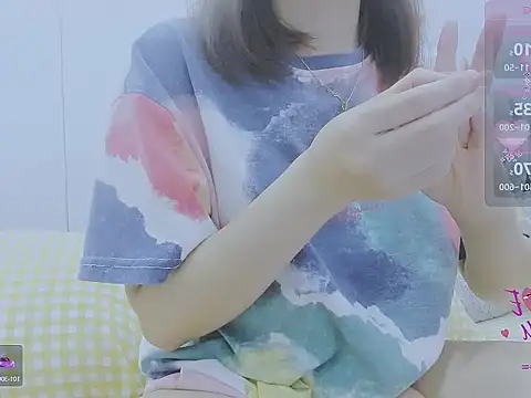 Snapshot of Linh_diudang chatting on September 24, 1:54 pm Linh diudang online show from September 24, 1:54 pm