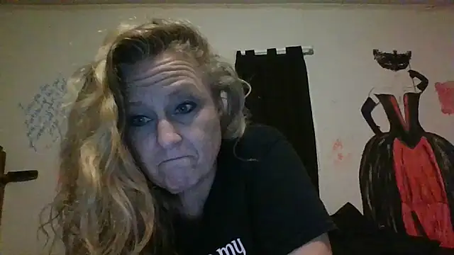 Snapshot of stormynight1 chatting on October 29, 6:29 am stormynight1 online show from October 29, 6:29 am