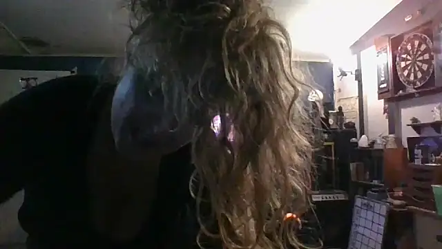 Snapshot of stormynight1 chatting on October 12, 9:01 am stormynight1 online show from October 12, 9:01 am