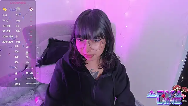 arysUwU online show from April 7, 1:29 am