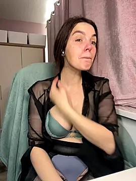 GillKelly online show from November 20, 12:39 pm