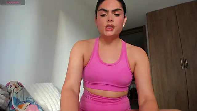 cheryl blossom69 online show from November 17, 10:10 pm