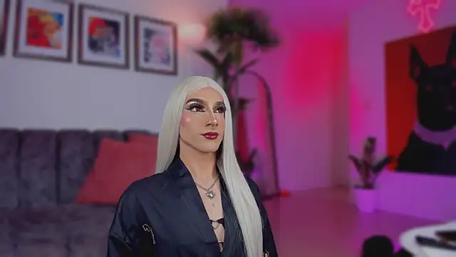 Taylor  foxxx online show from October 24, 5:14 am