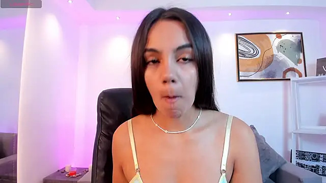 martina mancini online show from June 9, 1:54 pm