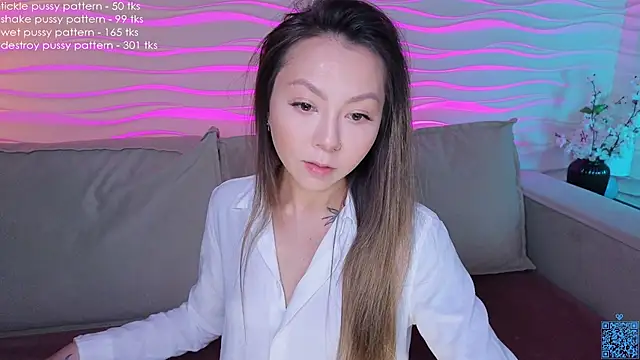 im casey online show from April 25, 7:33 am