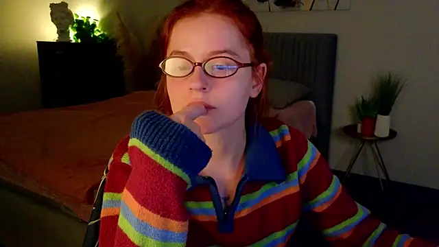 Snapshot of reb_luvng chatting on October 22, 1:49 pm reb luvng online show from October 22, 1:49 pm