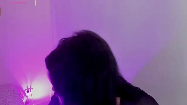 Oriana Guzman online show from February 21, 12:33 am