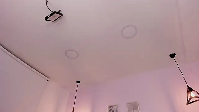 Oriana Guzman online show from September 23, 2:10 am