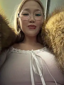 Aiko Yumi online show from February 20, 5:03 pm