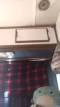 SexyB214 online show from April 23, 8:00 pm