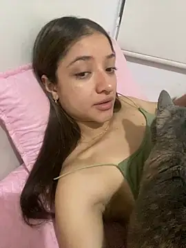 Alicia ALICIA online show from February 9, 1:35 pm