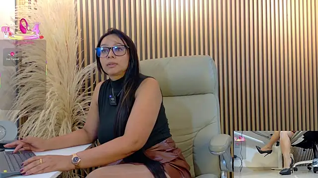 lulu 072 online show from April 29, 12:03 am