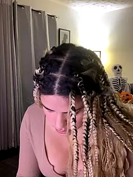 MelSaunders online show from September 11, 3:07 am