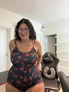 Shura xxxBig online show from June 20, 10:24 pm
