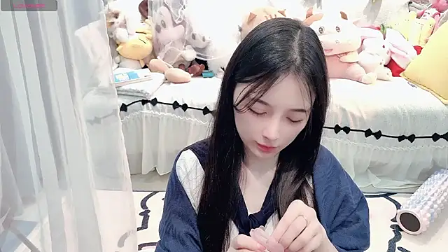 AKiKi711 online show from April 26, 2:59 pm