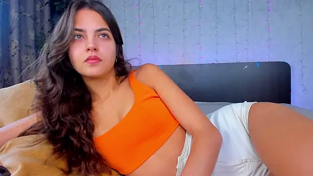Snapshot of Milana_Crystal_ chatting on October 12, 7:44 am Milana Crystal online show from October 12, 7:44 am