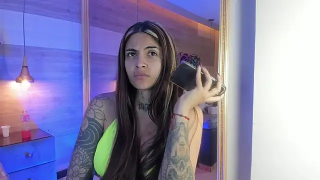 Cori Paige online show from April 24, 4:15 am