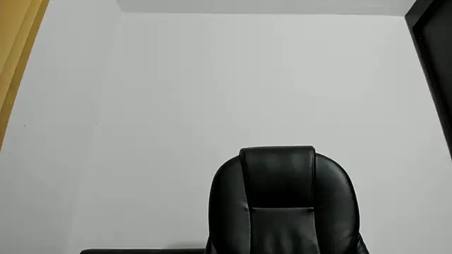 miss eylens online show from March 23, 8:31 am