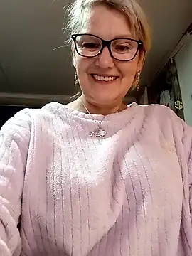 irinamaux online show from April 25, 12:41 pm