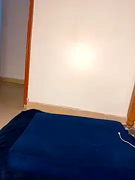 Darkberry2211 online show from February 11, 9:38 pm