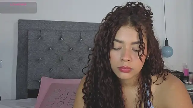 Snapshot of Meghan_taylor__ chatting on October 14, 10:01 pm Meghan taylor online show from October 14, 10:01 pm