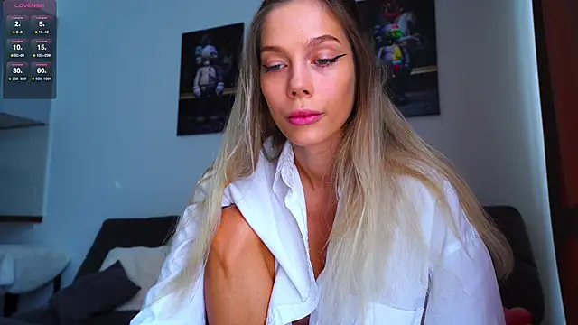 Snapshot of blackbunny_23 chatting on October 8, 7:56 am blackbunny 23 online show from October 8, 7:56 am