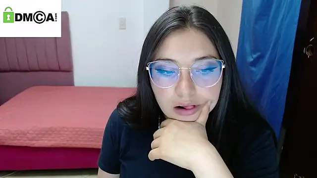 phoenixxxx777 online show from March 16, 3:27 pm