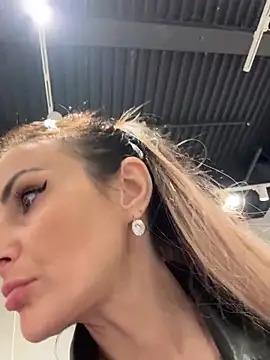  AHHA  online show from March 19, 9:02 am