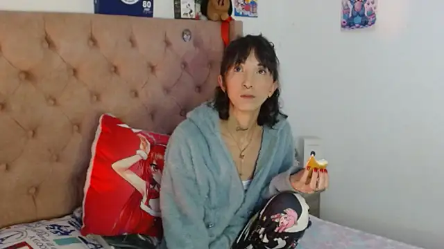 Sakura and yuki online show from July 8, 12:40 pm