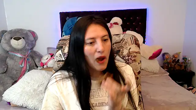 Lorenahot 06 online show from March 2, 7:09 pm