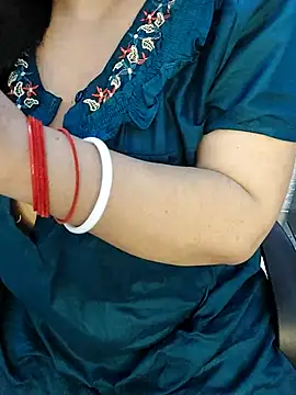 Adiba 2 online show from April 27, 5:54 pm