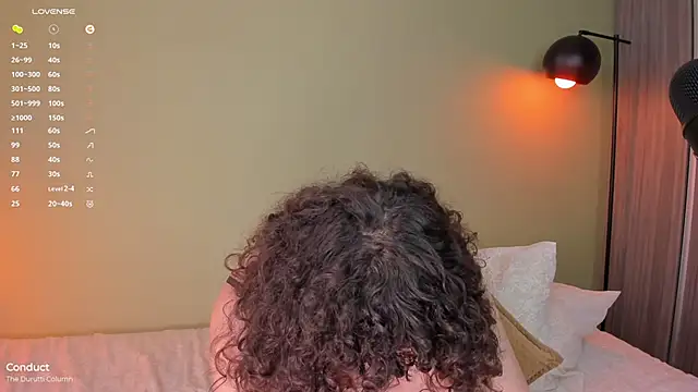 orchide  online show from October 31, 9:30 pm