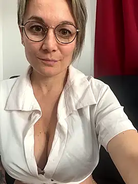 marinella07 online show from January 16, 11:50 am