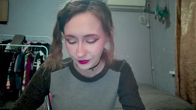 JoannaTompson online show from September 20, 1:05 am