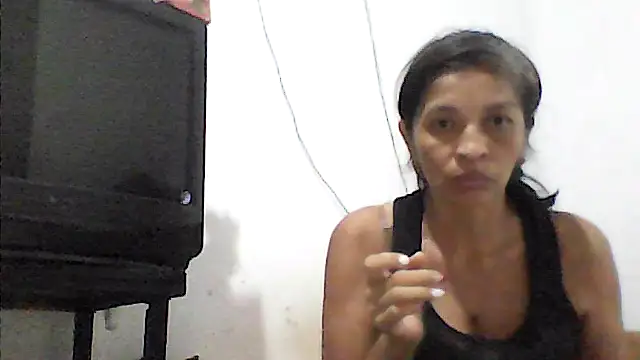 soltrinidad online show from May 12, 2:42 am