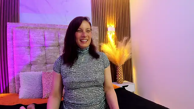 Snapshot of ada_mclaine chatting on September 24, 12:15 pm ada mclaine online show from September 24, 12:15 pm