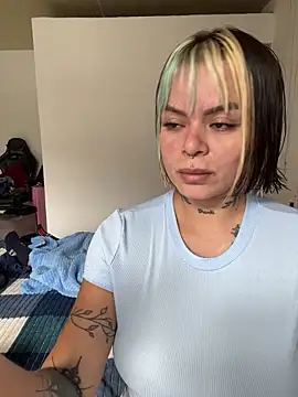 Chloe  and  Ivana  xxx online show from April 27, 4:26 pm
